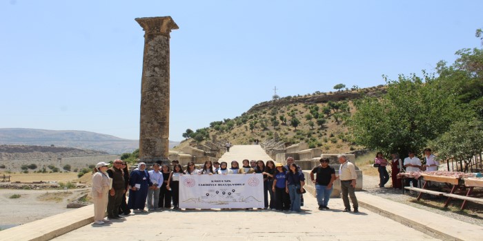 Kahta’da lise öğrencileri tarihi yerleri gezdi